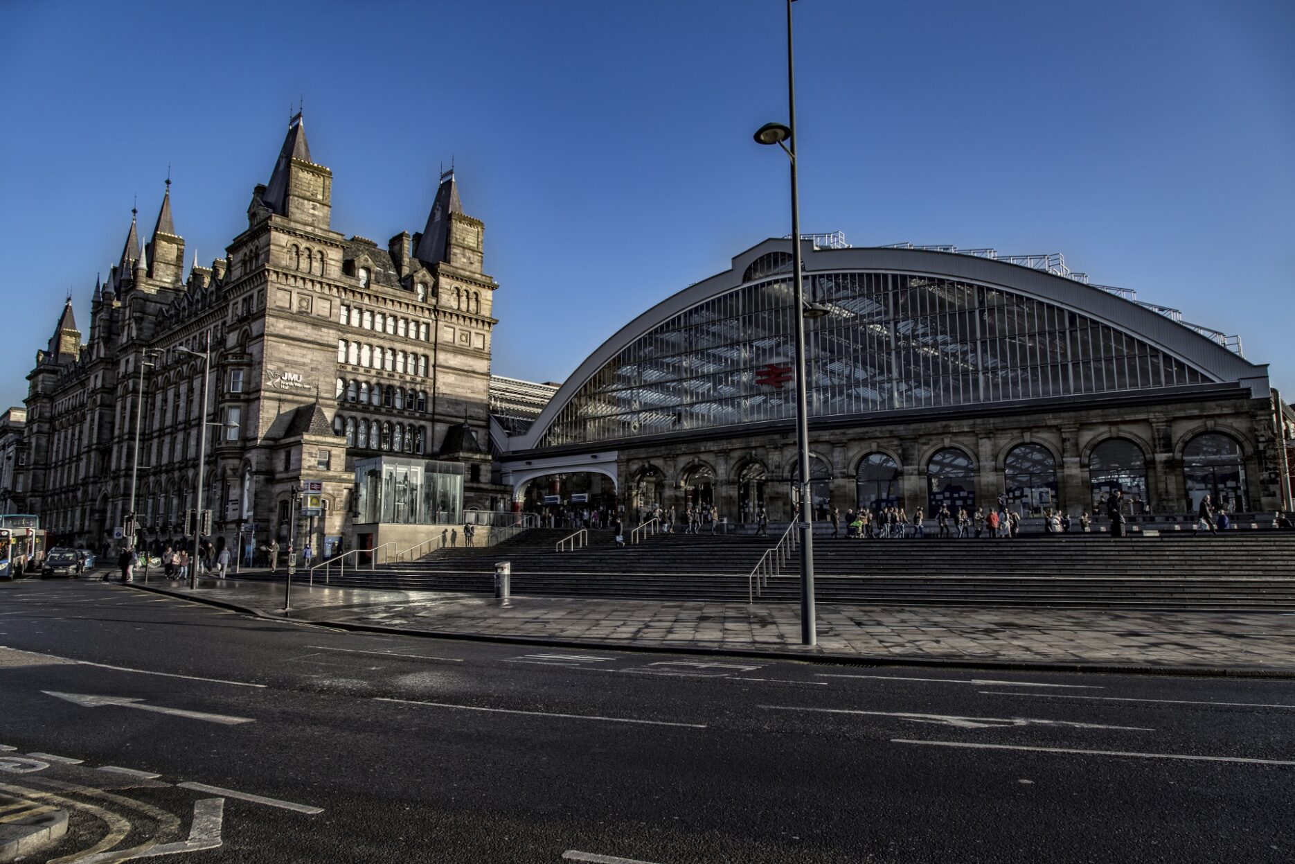 Liverpool Lime Street station